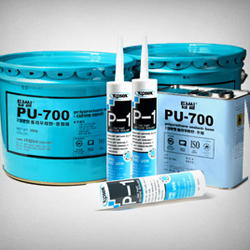 Two components sealant